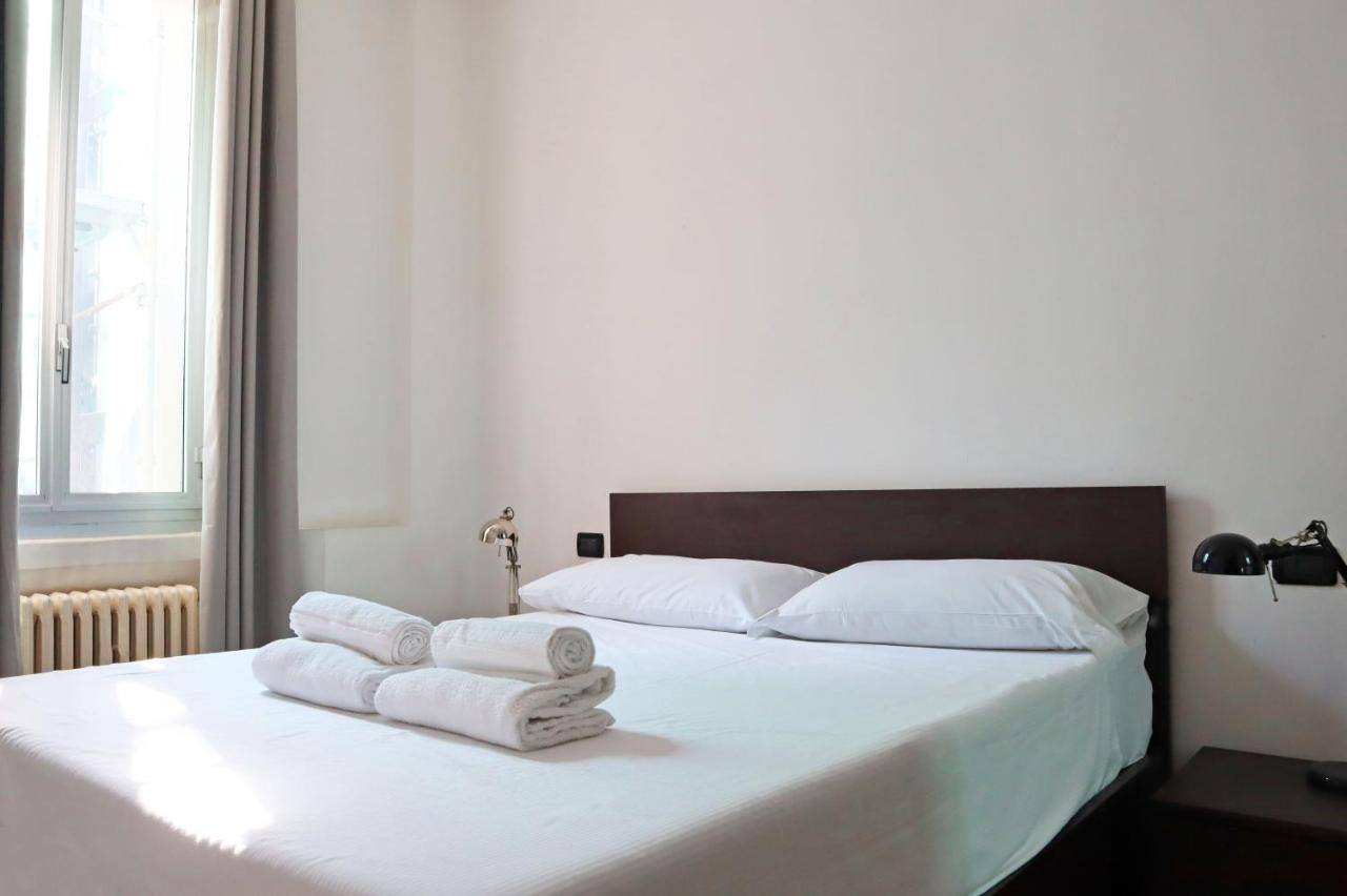 Isola Comfort Apartment Milánó Kültér fotó