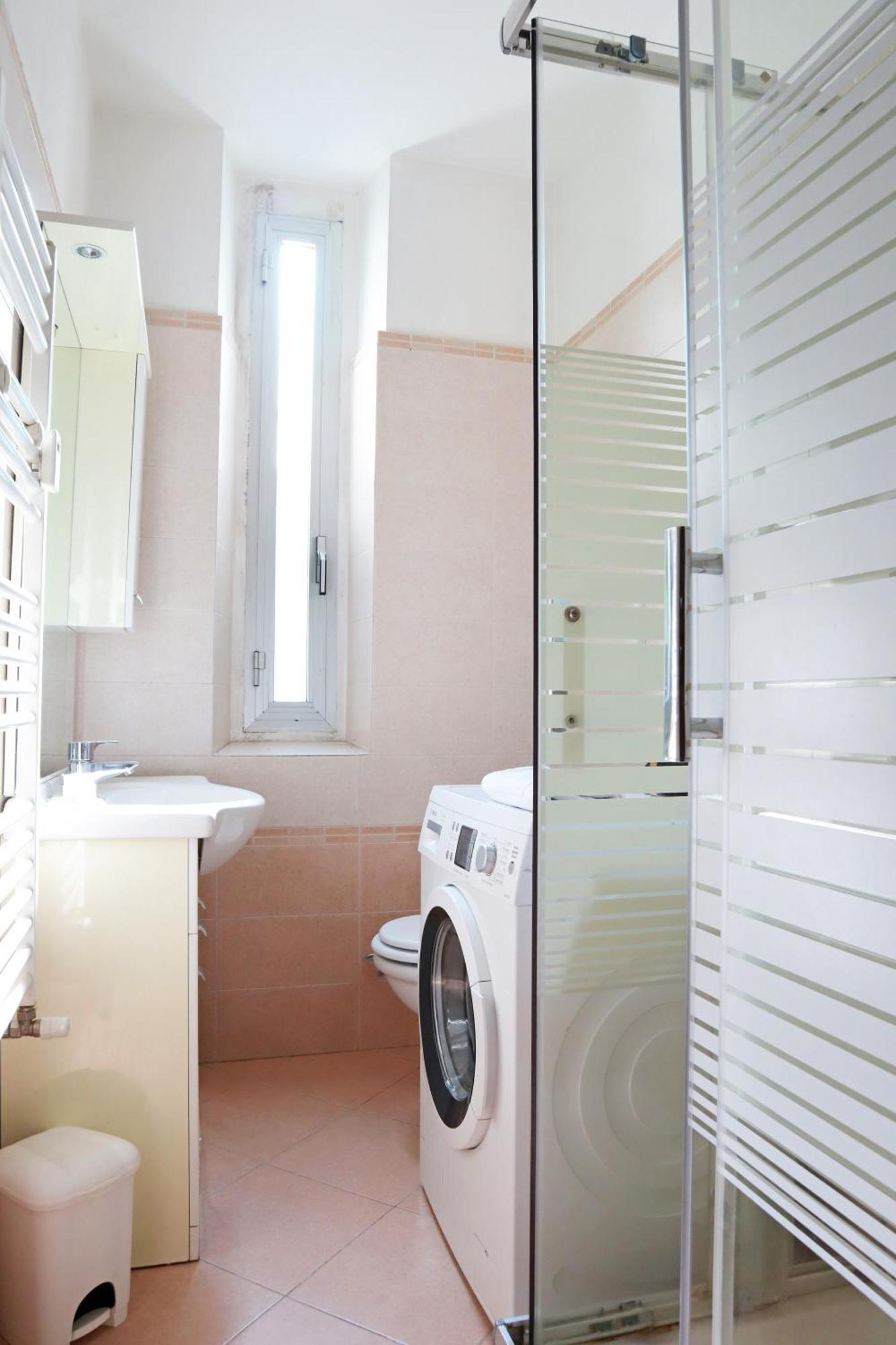 Isola Comfort Apartment Milánó Kültér fotó